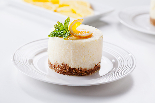 포토 JPG 해외이미지 음식 조각 오렌지 과일 디저트 실내 요리 사람없음 초록색 컬러풀 노란색 쿠키 검은색 흰색 달콤 설탕 민트 크림 유기농 바닐라 크림치즈 페스츄리 핸드메이드 해외포토 웰빙 빵 컬러 치즈 내부 맛 허브 파일형식 이미지허브