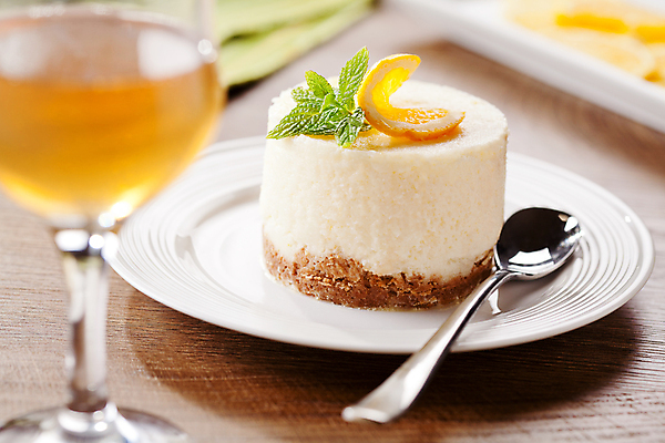 포토 JPG 해외이미지 음식 조각 오렌지 과일 디저트 실내 요리 사람없음 초록색 컬러풀 노란색 쿠키 검은색 흰색 달콤 설탕 민트 크림 유기농 바닐라 크림치즈 페스츄리 핸드메이드 해외포토 웰빙 빵 컬러 치즈 내부 맛 허브 파일형식 이미지허브