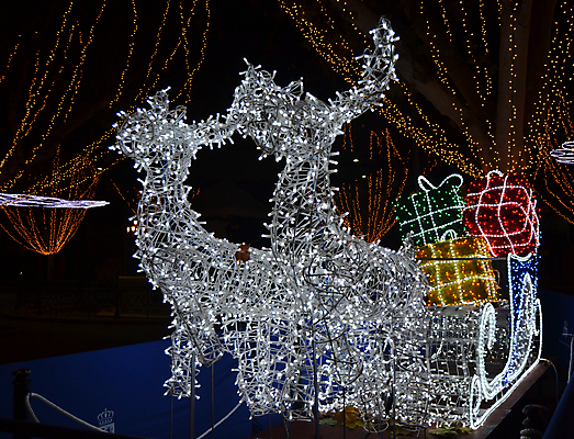 포토 JPG 해외이미지 나무 계절 안경 여행 백그라운드 크리스마스장식 크리스마스 겨울 공 눈사람 휴가 부활절 새로움 새해 선물 사람없음 장식 빨간색 빛 세트 크리스마스트리 산타클로스 파티 화환 나뭇가지 축하 인사 소나무 신용카드 황금 12월 연도 천국 전나무 베들레헴 순록 해외포토 식물 잡화 기념일 꽃 컬러 컨셉 이벤트 금융 예절 날짜 파일형식 이미지허브