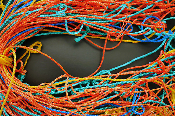 포토 JPG 해외이미지 디자인 옷 밧줄 분홍색 백그라운드 건조 사람없음 빨간색 초록색 파란색 컬러풀 유행 흰색 직물 면 실 빨래 오브젝트 많음 해외포토 줄 컬러 컨셉 가사 파일형식 이미지허브