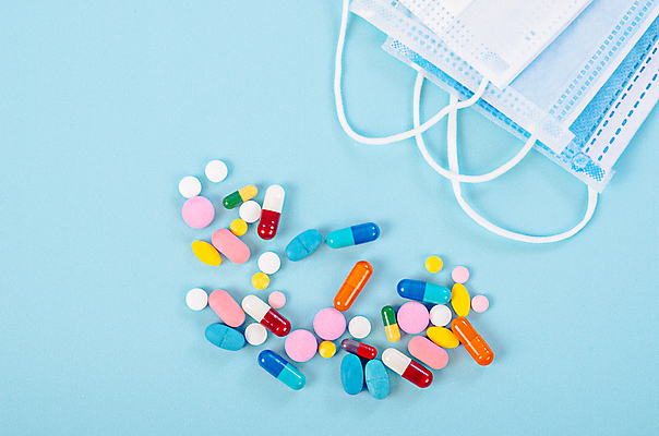 포토 JPG 해외이미지 의학 실내 마스크 사람없음 알약 약 파란배경 해외포토 백그라운드 내부 파란색 파일형식 이미지허브