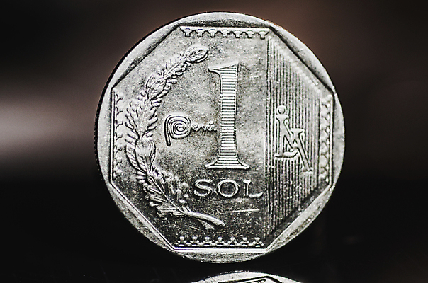 포토 JPG 해외이미지 1 백그라운드 돈 비즈니스 사람없음 금융 경제 빛 펜 금속 동전 검은색 미국 원형 변화 시장 재산 황금 구매 은색 심볼 오브젝트 상업 남쪽 고립 센트 페루 차단 해외포토 도형 컬러 컨셉 북아메리카 재질 쇼핑 필기구 남아메리카 방향 파일형식 이미지허브