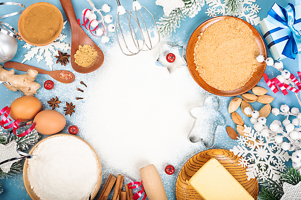 포토 JPG 해외이미지 나무 전통 리본 음식 빵 백그라운드 크리스마스 재료 텍스트 공 디저트 프레임 선물 요리 사람없음 장식 파란색 갈색 쿠키 케이크 주방 계란 축제 공백 빵집 장식볼 견과류 흰색 설탕 굽기 날것 반죽 밀가루 아몬드 레시피 버터 꿀 생강 전나무 시나몬 커터 페스츄리 핸드메이드 카피스페이스 해외포토 식물 기념일 컬러 채소 상점 알 가루 구이 파일형식 이미지허브