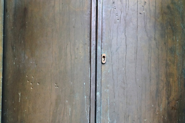 포토 JPG 해외이미지 접시 디자인 산업 벽 조각 백그라운드 패턴 건축양식 벽지 표면 날씨 추상 거리 미술 사람없음 목재 장식 물 빛 문 금속 손상 회색 덮개 도시 판넬 닫기 은색 매끈함 철 묘사 부식 질감 무거움 그런지 옛날 철강 세련 강조 해외포토 자연요소 나무 식기 건축 컬러 컨셉 무늬 재료 모션 재질 문화예술 뚜껑 감각 무게 파일형식 이미지허브