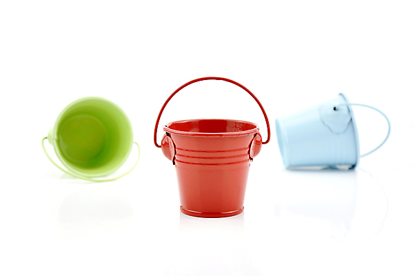 포토 JPG 해외이미지 모양 벽 백그라운드 컨셉 상상 추상 손잡이 사람없음 가로 초록색 파란색 노란색 금속 페인트 흰색 오픈 그리기 캔 양동이 오브젝트 청록색 언론 흘림 고립 줄서기 철강 해외포토 컬러 무늬 모션 재질 파일형식 이미지허브