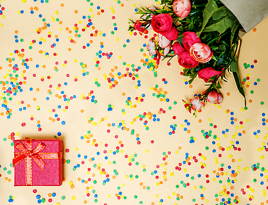 포토 JPG 해외이미지 전통 디자인 계절 기념일 꽃 꽃다발 결혼 백그라운드 공 가족 휴가 부활절 기념 프레임 선물 사랑 사람없음 빨간색 쇼핑 상자 컬러풀 장미 세일 축제 봄 기쁨 수확 축하 생일 뿌리기 복고 엽서 공평 해외포토 식물 감정 컬러 컨셉 농업 관계 모션 이벤트 편지 파일형식 이미지허브