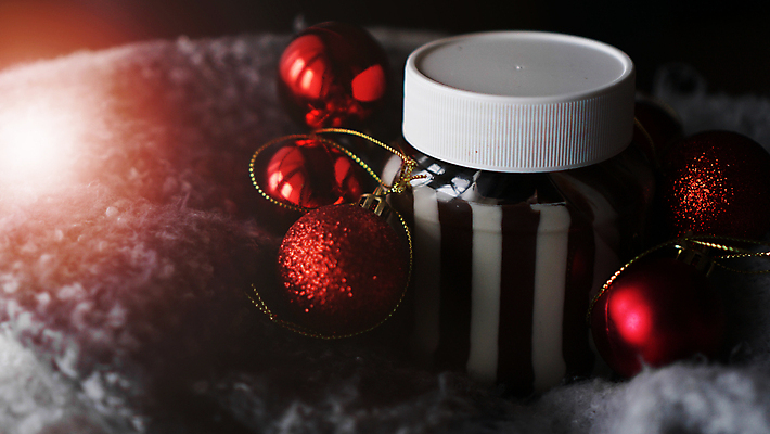 포토 JPG 해외이미지 크리스마스장식 크리스마스 실내 사람없음 빛 병 오너먼트 해외포토 식기 기념일 내부 파일형식 이미지허브