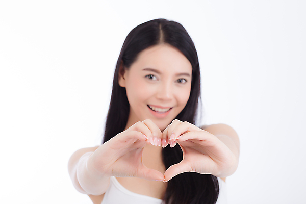 포토 JPG 해외이미지 모양 백인 모델 1 손 여자 행복 아시아 얼굴 백그라운드 컨셉 손가락 건강 사랑 한명 미소 사람 동양인 성인 10대 뷰티 흰색 하트 업무 심볼 만들기 쇼 고립 돌봄 해외포토 서양인 감정 나라 컬러 모션 청소년 표정 인종 신체부위 작업 파일형식 이미지허브