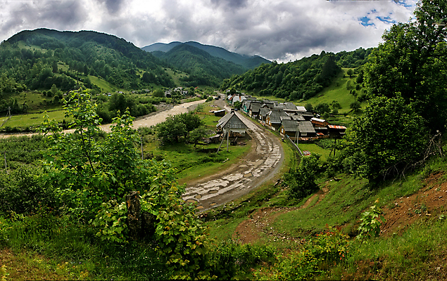 포토 JPG 해외이미지 나무 도로 여행 백그라운드 밭 자연 하늘 산 파노라마 사람없음 야외 초록색 파란색 강 여행객 마을 계곡 캠핑 시골 양 숲 언덕 즐거움 북쪽 생태학 오지 전국 해외포토 식물 교육 감정 길 컬러 농업 포유류 교통시설 레저 촬영기법 사람 방향 생태계 파일형식 이미지허브