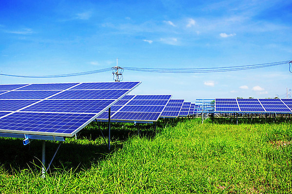 포토 JPG 해외이미지 나무 공원 아시아 지구 백그라운드 컨셉 밭 태국 자연 하늘 사람없음 초록색 파란색 햇빛 태양 농장 환경 힘 재활용 에너지 판넬 역 태양에너지 내추럴 개발 배기가스 설치 효율 해외포토 자연요소 식물 공공시설 나라 컬러 농업 교통시설 그린에너지 친환경 생태계 파일형식 이미지허브