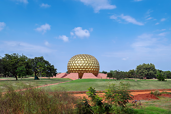 포토 JPG 해외이미지 디자인 외관 아시아 종교 문화 과학 여행 건축양식 자연 하늘 미래 미술 동양인 사람없음 야외 건물 뷰티 화목 원형 영혼 황금 큼 명상 비전 커뮤니티 동쪽 애국심 내추럴 신앙심 여의주 해외포토 도형 건축물 건축 나라 컨셉 문화예술 인종 크기 방향 생태계 파일형식 이미지허브