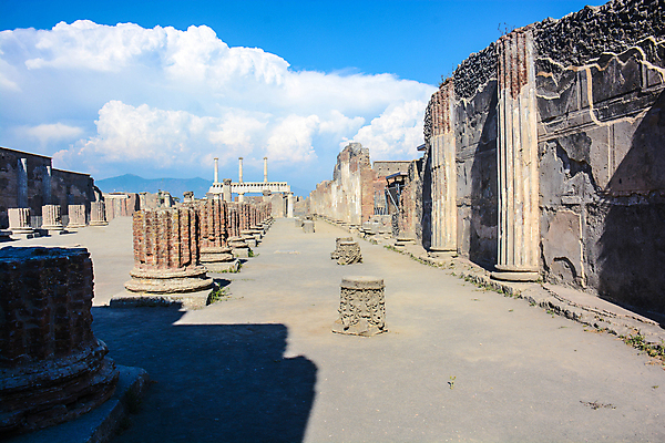 포토 JPG 해외이미지 문화 여행 건축양식 산 사람없음 건물 이탈리아 골동품 도시 역사 폭발 땅 폐허 화산 타운 고고학 나폴리 로마인 옛날 해외포토 건축물 교육 건축 유럽 인종 파일형식 이미지허브