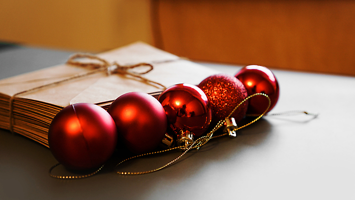 포토 JPG 해외이미지 디자인 계절 행복 종이 백그라운드 컨셉 크리스마스 겨울 패턴 공 탁자 지팡이 휴가 봉투 새로움 사탕 선물 미술 사람없음 장식 빨간색 빛 우주 축제 장식볼 수확 흰색 신용카드 플랫 정상 연도 위치 전나무 내추럴 고립 구성 클라우스 해외포토 나무 기념일 감정 컬러 가구 무늬 농업 문화예술 디저트 금융 파일형식 이미지허브