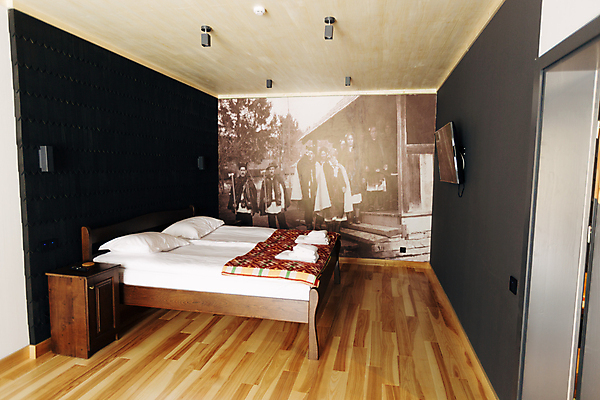 포토 JPG 해외이미지 가구 장신구 창문 베개 호텔 프레임 실내 사람없음 바캉스 수건 침실 침대 램프 호캉스 해외포토 생활용품 침구 숙소 휴가 조명 내부 위생용품 파일형식 이미지허브