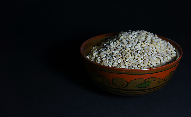 포토 JPG 해외이미지 전통 접시 음식 다이어트 채소 부분 건조 건강 요리 씨앗 사람없음 가로 초록색 식사 저녁식사 흰색 사발 낟알 시리얼 먹기 유기농 점심식사 러시아인 채식주의자 해외포토 서양인 식물 식기 웰빙 컬러 모션 사기그릇 채식 파일형식 이미지허브