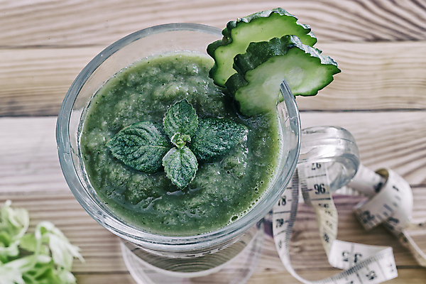 포토 JPG 해외이미지 음료 컨셉 잎 신체 다이어트 채소 과일 재료 오이 실내 건강 식이요법 키위 사람없음 초록색 신선 칵테일 사과 몸무게 허브 비만 유기농 날것 부드러움 칼로리 시금치 바질 건강식 숙성 스무디 저칼로리 적자 채식주의자 카피스페이스 디톡스 해외포토 식물 웰빙 음식 컬러 주류 내부 공백 감각 몸매 채식 파일형식 이미지허브