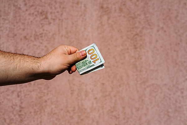 포토 JPG 해외이미지 종이 컨셉 지폐 돈 비즈니스 성공 사람없음 금융 경제 달러 쪽지 미국 저축 시장 재산 닫기 투자 계산서 빚 경제학 해외포토 교육 북아메리카 모션 파일형식 이미지허브