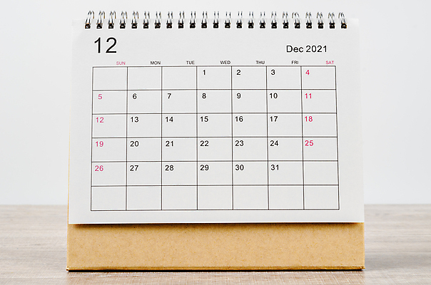 포토 JPG 해외이미지 문구용품 실내 사람없음 사무용품 달력 책상 흰배경 해외포토 가구 백그라운드 내부 흰색 오브젝트 파일형식 이미지허브