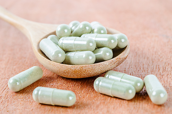 포토 JPG 해외이미지 식물 잎 채소 재료 자연 건조 건강 사람없음 목재 치료 초록색 알약 약 숟가락 신선 약초 질병 가루 약국 허브 유기농 테라피 조제 내추럴 보충 돌봄 치료제 강황 해외포토 나무 웰빙 컬러 식재료 의학 모션 수저 뷰티 풀_식물 생태계 만들기 파일형식 이미지허브