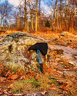 포토 JPG 해외이미지 나무 식물 라이프스타일 공원 음식 백그라운드 잎 자연 하늘 사람없음 야외 목재 빨간색 초록색 갈색 노란색 금속 정원 장비 작업 칼날 숲 장작 자르기 질감 통나무 날카로움 도끼 잡동사니 옛날 해외포토 공공시설 컬러 재료 모션 재질 생활 생태계 파일형식 이미지허브