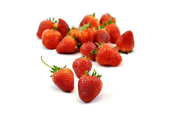 포토 JPG 해외이미지 식물 백인 라이프스타일 열매 행복 어린이 음식 잎 밭 농업 과일 자연 딸기 건강 미소 사람없음 야외 빨간색 초록색 여름 농작물 햇빛 농장 바구니 식사 봄 수확 사발 달콤 맛 수집 먹기 유기농 숙성 해외포토 서양인 웰빙 계절 감정 산업 컬러 컨셉 모션 표정 사람 생활 태양 사기그릇 생태계 파일형식 이미지허브