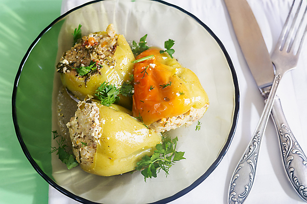 포토 JPG 해외이미지 라이프스타일 접시 음식 백그라운드 다이어트 토마토 채소 과일 밥 양파 파프리카 파슬리 건강 요리 사람없음 장식 가로 빨간색 초록색 여름 노란색 주방 저녁식사 시골 신선 바비큐 굽기 지중해 후추 건강식 내추럴 점심식사 폭식 다진 식욕 핸드메이드 해외포토 식기 계절 바다 컬러 생활 식사 구이 향신료 파일형식 이미지허브