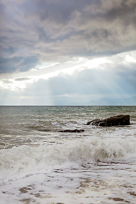 포토 JPG 해외이미지 구름 물결 파도 바다 여행 백그라운드 모션 자연 하늘 바람 날씨 추상 풍경 사람없음 야외 물 여름 파란색 빛 햇빛 태양 뷰티 환경 힘 일몰 에너지 흰색 신선 액체 떨어짐 순수 폭풍 내추럴 폭풍우 허리케인 스플래쉬 수평선 해외포토 자연요소 계절 컬러 컨셉 무늬 노을 비_날씨 자연재해 생태계 파일형식 이미지허브