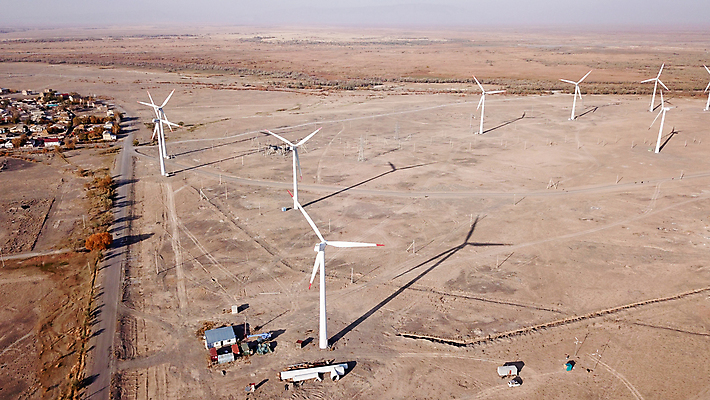 포토 JPG 해외이미지 식물 산업 도로 오렌지 자연 바람 안테나 그림자 풍경 사람없음 초록색 파란색 환경 탑 힘 풍차 발전기 에너지 흰색 그린에너지 역 정상 에코 생태계 세대 방앗간 드론 생태학 스텝 조감도 카자흐스탄 해외포토 자연요소 건축물 교육 아시아 길 컬러 과일 통신 교통시설 날씨 발전소 파일형식 이미지허브