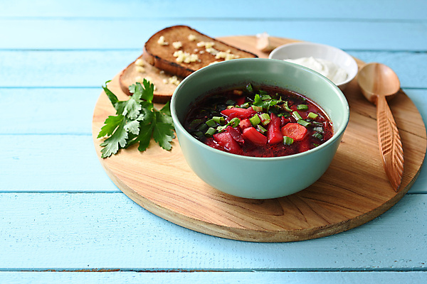 포토 JPG 해외이미지 전통 접시 음식 빵 백그라운드 다이어트 토마토 채소 부분 탁자 감자 파슬리 건강 마늘 육류 요리 사람없음 빨간색 초록색 주방 식당 숟가락 식사 저녁식사 소고기 시골 신선 뜨거움 사발 수프 크림 양배추 러시아 광택 점심식사 러시아인 비트 우크라이나 전국 채식주의자 핸드메이드 해외포토 서양인 식기 유럽 컬러 가구 식재료 수저 상점 사기그릇 채식 파일형식 이미지허브