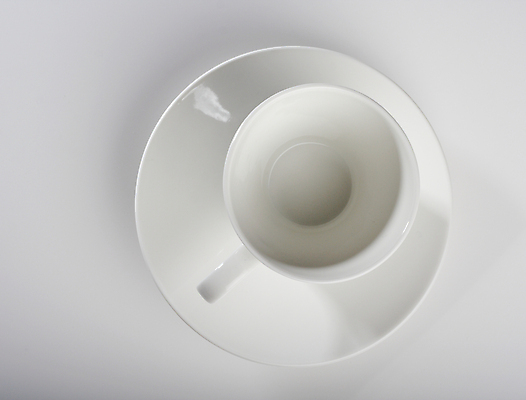 포토 JPG 해외이미지 실내 사람없음 하이앵글 찻잔 컵받침 흰배경 해외포토 뷰포인트 백그라운드 잔 내부 흰색 받침대 파일형식 이미지허브