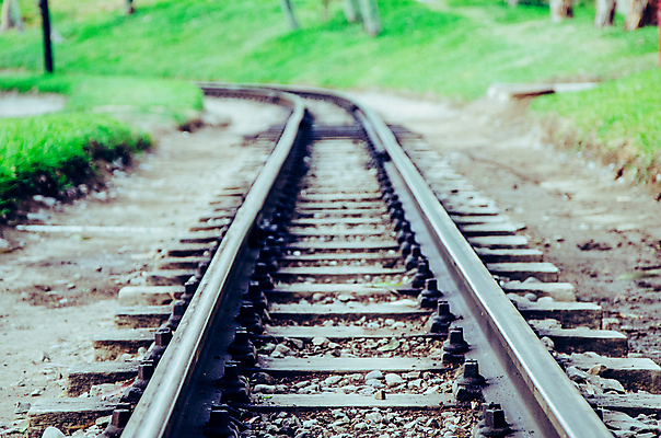 포토 JPG 해외이미지 나무 구름 산업 도로 길 선 여행 백그라운드 컨셉 교통시설 태국 자연 하늘 항해 풍경 사람없음 야외 빨간색 초록색 파란색 빛 컬러풀 태양 일출 황혼 기차 수확 흰색 저녁 숲 방향 철 장면 방법 선로 옛날 철강 해외포토 자연요소 식물 아시아 육상교통 컬러 교통 농업 배_교통 대중교통 노을 일몰 야간 시설 생태계 파일형식 이미지허브