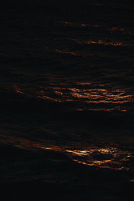 포토 JPG 해외이미지 주간 물결 파도 여행 모션 벽지 추상 휴식 통 사람없음 가로 물 빛 햇빛 태양 반사 힘 침묵 흐름 투명 액체 서핑 떨어짐 크루즈 시원함 홍수 아래 순수 질감 하와이 태평양 분무기 튜브 거인 격파 깊이 무한 잔물결 터키석 해외포토 자연요소 바다 컨셉 무늬 배_교통 미국 소리 수상스포츠 보석 자연재해 방향 위치 파일형식 이미지허브