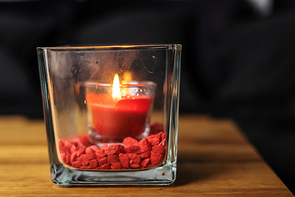 포토 JPG 해외이미지 디자인 백그라운드 크리스마스 촛불 탁자 불 휴가 불꽃 전등 아파트 주택 실내 따뜻함 사랑 사람없음 내부 목재 장식 빨간색 빛 파티 어둠 방 수확 흰색 축하 야간 저녁 심볼 묘사 오브젝트 향 아로마테라피 리빙 연소 광 보유 왁스 스타일 많음 해외포토 자연요소 나무 기념일 감정 컬러 가구 컨셉 농업 재료 초 조명 이벤트 건물 테라피 파일형식 이미지허브