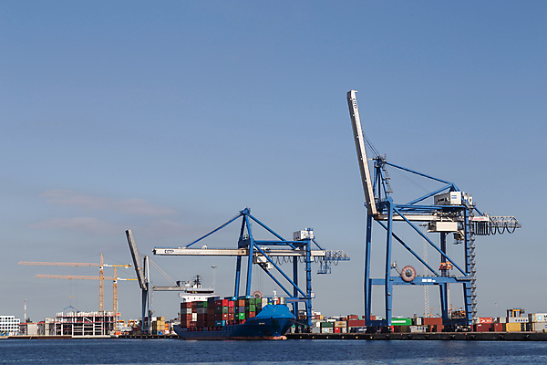 포토 JPG 해외이미지 유럽 산업 바다 비즈니스 교통시설 덴마크 사람없음 물 컬러풀 항구 화물 도시 상품 컨테이너 기중기 무역 함선 상업 수납 포트 로딩 수입 스칸디나비아 코펜하겐 터미널 해외포토 자연요소 나라 컬러 교통 배_교통 북유럽 운송업 중장비 시설 파일형식 이미지허브