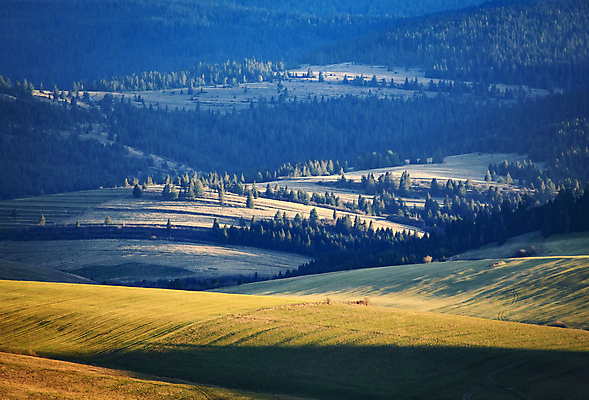 포토 JPG 해외이미지 나무 계절 유럽 여행 백그라운드 밭 농업 오렌지 자연 하늘 휴가 산 풍경 사람없음 야외 초록색 여름 파란색 컬러풀 햇빛 태양 노란색 환경 일몰 가을 시골 저녁 숲 땅 언덕 밭일 슬로바키아 해외포토 자연요소 식물 나라 산업 컬러 과일 노을 야간 생태계 파일형식 이미지허브
