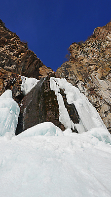 포토 JPG 해외이미지 나무 계절 공원 여행 백그라운드 겨울 자연 휴가 산 국립공원 사람없음 야외 세로 물 파란색 강 냉동 얼음 중국 폭포 흐름 추위 흰색 숲 화산 서리 암초 내추럴 드론 웅장함 전국 지질학 카자흐스탄 눈내림 해외포토 자연요소 식물 공공시설 교육 아시아 컬러 컨셉 눈_날씨 생태계 파일형식 이미지허브