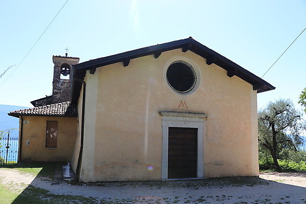 포토 JPG 해외이미지 전통 외관 유럽 기독교 종교 건축양식 사람없음 야외 건물 교회 이탈리아 천주교 도시 영혼 역사 성자 작음 묘사 그림 북쪽 첨탑 보호구역 신앙심 옛날 스타일 해외포토 건축물 건축 나라 종교건축 탑 크기 방향 구역 파일형식 이미지허브