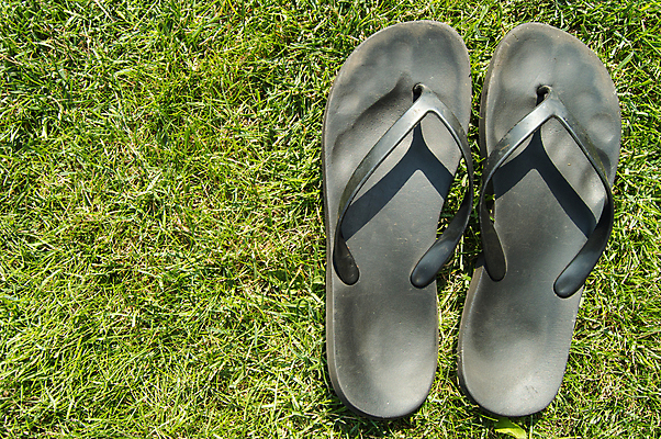 포토 JPG 해외이미지 계절 공원 남자 여행 백그라운드 신발 2 패턴 자연 휴가 휴식 슬리퍼 잔디 사람없음 야외 초록색 컬러풀 햇빛 유행 우주 검은색 산책 쌍 샌들 주말 고무 양발 카피스페이스 해외포토 식물 공공시설 컬러 컨셉 무늬 사람 태양 공백 생태계 파일형식 이미지허브