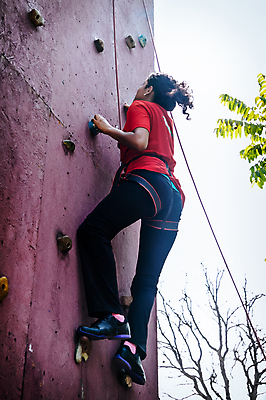 포토 JPG 해외이미지 손 벽 스포츠 포즈 모션 자연 산 운동선수 실내 건강 안전 사람 성인 취미 사람없음 운동 힘 장비 잡기 용기 위험 체육관 오르기 노력 어려움 해외포토 그릇 컨셉 내부 신체부위 생태계 파일형식 이미지허브