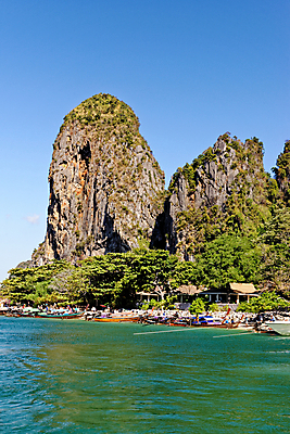 포토 JPG 해외이미지 아시아 모래 바다 섬 여행 교통시설 태국 자연 하늘 휴가 휴식 산 사람없음 물 파란색 보트 동굴 꼬리 석호 안다만 이국적 파라다이스 해외포토 자연요소 나라 컬러 교통 컨셉 배_교통 시설 생태계 파일형식 이미지허브