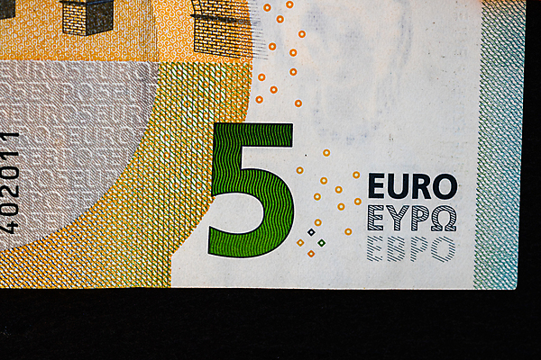 포토 JPG 해외이미지 유럽 종이 백그라운드 컨셉 지폐 돈 비즈니스 사람없음 금융 경제 쪽지 저축 유로 시장 재산 심볼 질감 투자 상업 계산서 고립 유럽연합 해외포토 나라 파일형식 이미지허브