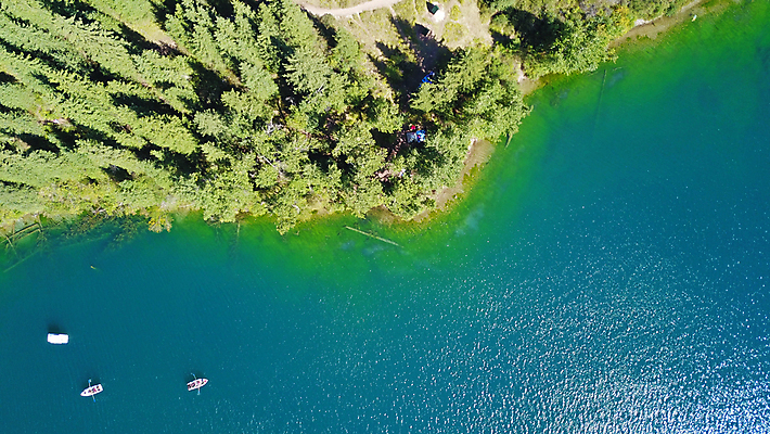 포토 JPG 해외이미지 나무 구름 공원 아시아 호수 여행 자국 자연 하늘 산 안테나 풍경 사람없음 야외 목재 초록색 물 여름 파란색 뷰티 여행객 환경 계곡 소나무 황무지 정상 숲 언덕 장면 전나무 드론 전국 카자흐스탄 해외포토 자연요소 식물 계절 공공시설 나라 컬러 재료 통신 사람 생태계 파일형식 이미지허브
