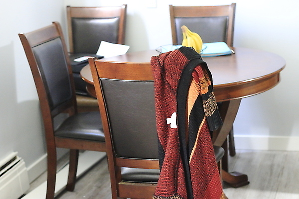 포토 JPG 해외이미지 라이프스타일 디자인 가구 액자 거실 의자 건축양식 창문 탁자 바닥 아파트 주택 실내 사람없음 내부 목재 가로 빛 소파 주방 식당 식사 미국 기계 방 커튼 재산 클래식 고급 큼 난로 캐비닛 싱크대 천장 조리대 투자 냉장고 리모델링 부족함 해외포토 나무 건축 생활용품 컨셉 북아메리카 비즈니스 재료 건물 생활 금융 상점 가전제품 크기 난방기 사물함 개수대 파일형식 이미지허브