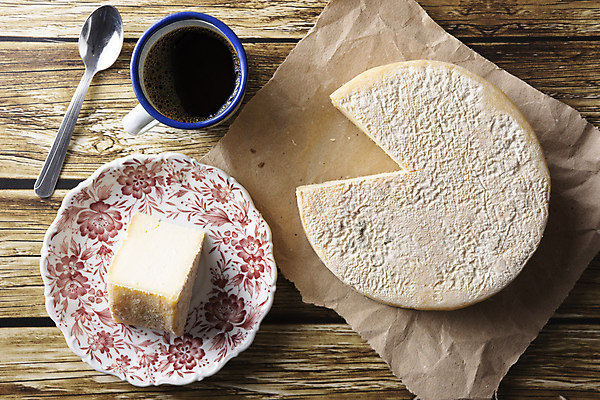 포토 JPG 해외이미지 전통 접시 커피 음식 조각 백그라운드 탁자 치즈 사람없음 목재 컵 농장 노란색 숟가락 식사 우유 흰색 시골 신선 맛 아침식사 나무껍질 브라질 내추럴 핸드메이드 해외포토 나무 식기 음료 컬러 가구 컨셉 농업 재료 유제품 수저 껍질 남아메리카 파일형식 이미지허브