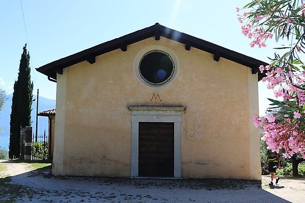 포토 JPG 해외이미지 전통 외관 유럽 기독교 종교 건축양식 사람없음 야외 건물 교회 이탈리아 천주교 도시 영혼 역사 성자 작음 묘사 그림 북쪽 첨탑 보호구역 신앙심 옛날 스타일 해외포토 건축물 건축 나라 종교건축 탑 크기 방향 구역 파일형식 이미지허브