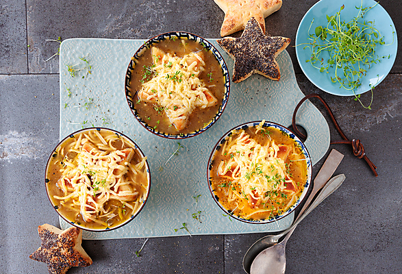 포토 JPG 해외이미지 접시 기념일 별 빵 크리스마스 양파 휴가 치즈 사람없음 가로 식사 뜨거움 사발 맛 수프 허브 점심식사 입가심 해외포토 자연요소 식물 식기 음식 컨셉 채소 유제품 이벤트 사기그릇 파일형식 이미지허브