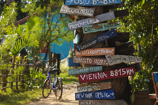 포토 JPG 해외이미지 나무 아시아 도로 길 섬 여행 표시 화살 거리 사람없음 목재 강 컬러풀 세계 마을 맑음 자전거 도시 그리기 4 비엔나 방향 뉴욕 라오스 멀리 홍콩 서명 토론토 암스테르담 메콩강 벤쿠버 코펜하겐 핸드메이드 해외포토 식물 나라 컬러 캐나다 재료 교통시설 모션 날씨 덴마크 숫자 바이크 미국 중국 오스트리아 네덜란드 파일형식 이미지허브