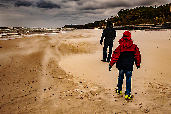 포토 JPG 해외이미지 라이프스타일 행복 유럽 어린이 모래 파도 바다 여행 백그라운드 겨울 가족 자연 바람 날씨 휴가 사람 풍경 소년 사람없음 빨간색 물 힘 봄 산책 가을 아빠 광택 폭풍 내추럴 발트해 해외포토 자연요소 계절 남자 감정 나라 컬러 관계 휴식 북유럽 생활 생태계 파일형식 이미지허브
