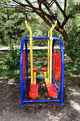 포토 JPG 해외이미지 나무 라이프스타일 공원 스포츠 포즈 다이어트 태국 휴식 거리 건강 동양인 잔디 사람없음 야외 초록색 세트 컬러풀 운동 정원 힘 기계 장비 공구 역 놀이터 몸무게 연습 체육관 일반 돌봄 땅바닥 무료 해외포토 식물 공공시설 아시아 컬러 컨셉 교통시설 모션 놀이 바닥 인종 생활 도구 파일형식 이미지허브