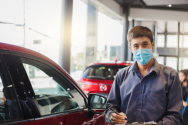 포토 JPG 해외이미지 라이프스타일 남자 여행 비즈니스 교통시설 자동차 건강 가면 한명 사람 약 환자 열 환경오염 운전사 호흡기관 바이러스 보호 질병 예방 감염 기침 돌봄 백신 자동 전염병 증상 해외포토 직업 1 육상교통 교통 컨셉 의학 모션 생활 장기_의학 시설 파일형식 이미지허브
